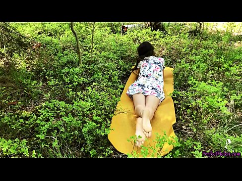 ❤️ Mgeni kwenye Tinder Anajichua Pussy Yangu na Kutombana kwa shauku msituni Ponografia tu ❌